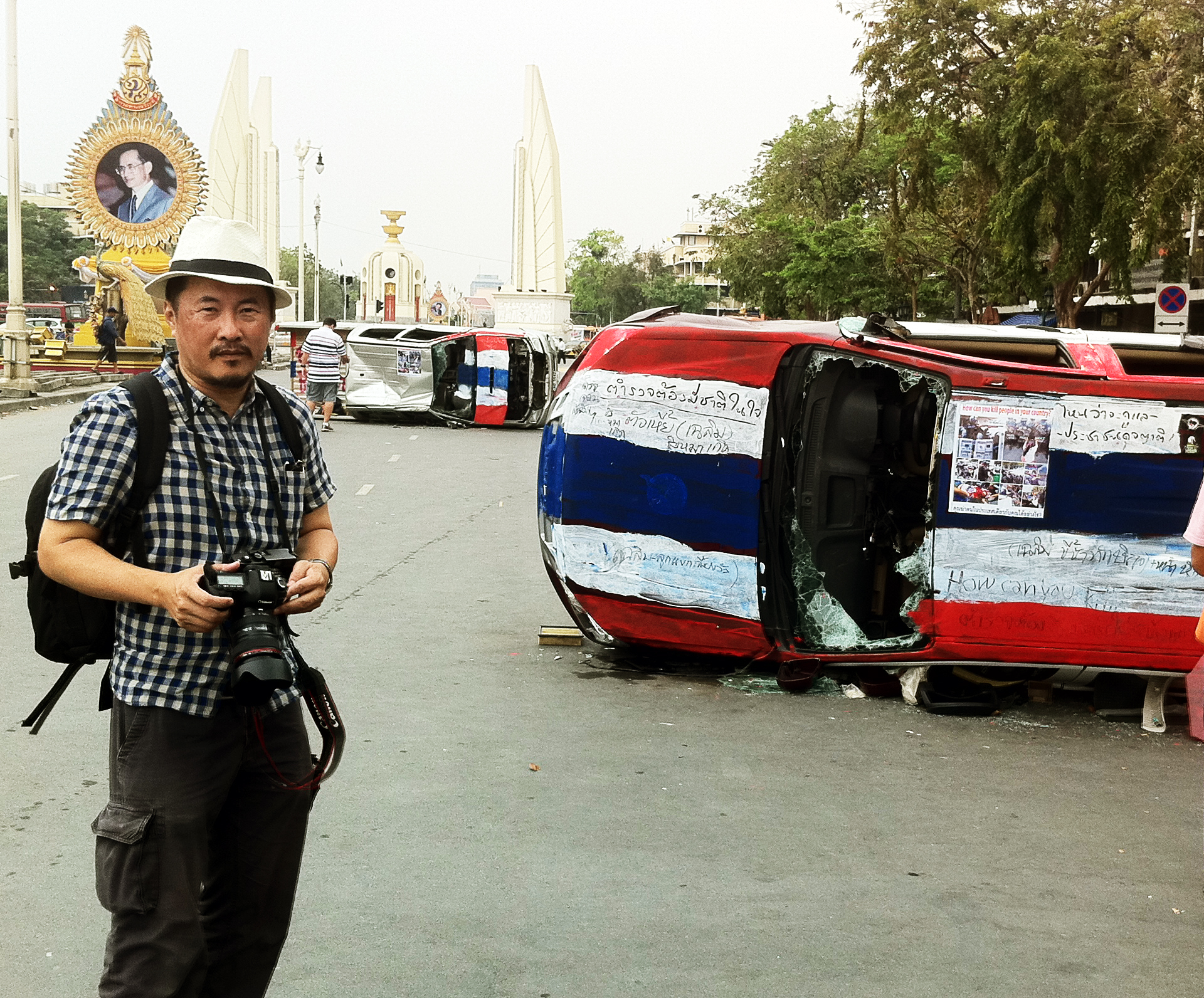 Interview with Manit Sriwanichpoom: Thailand’s Master Photographer
